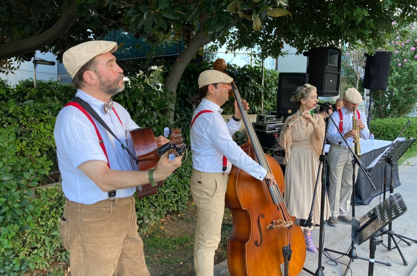 SWING JAZZ PROJECT